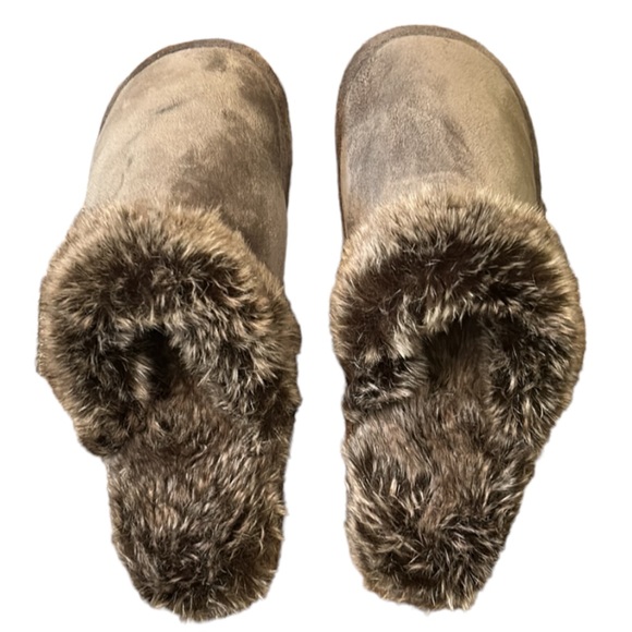 NWT Restoration Hardware LUXE FAUX FUR SLIPPERS L/XL - Picture 6 of 6